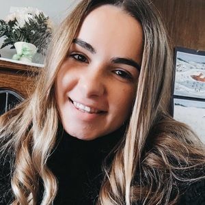 Meet your Posher, Celeste